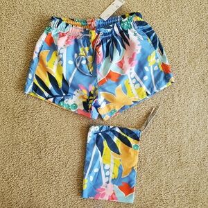 NWT Boardies swim trunks size Small